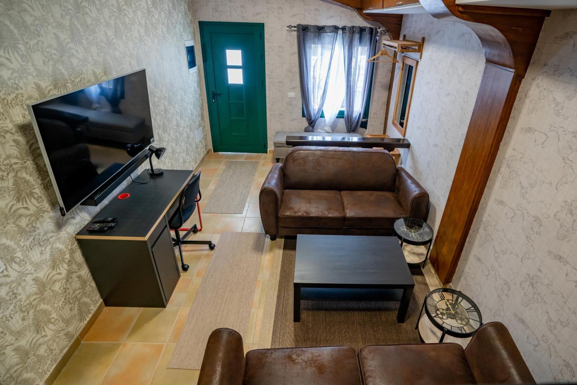 Casa Julio - Alcala Complete Coastal Retreat - Entire Apartment - 3 Min Walk From The Ocean - Shared Entrance With Host Exterior foto